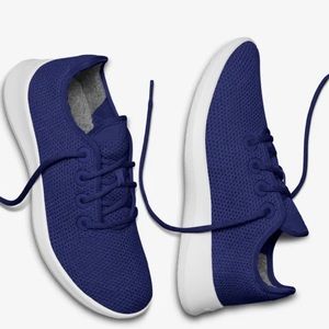 Allbirds Men’s Tree Runners - Kauri Marine Blue (White Sole) size 10